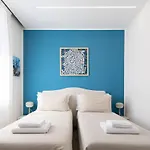 Daire Two -rooms 10 Minutes Duomo By Metro
