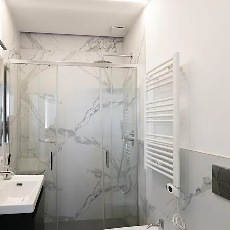 Two -rooms 10 Minutes Duomo By Metro Apartment Mailand